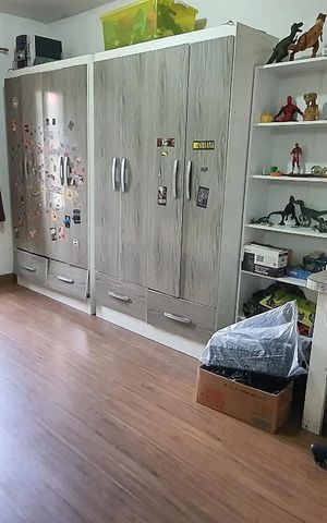 Casa à venda com 72m², 3 quartos e 4 vagas Casa à venda com 72m², 3 quartos e 4 vagasQuarto