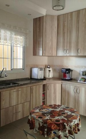 Casa de condomínio à venda com 156m², 2 quartos e 5 vagas Casa de condomínio à venda com 156m², 2 quartos e 5 vagasCozinha