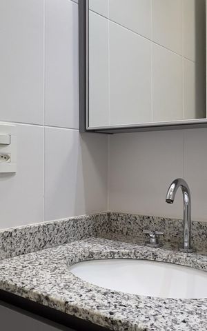 Apartamento para alugar com 68m², 2 quartos e 1 vaga Apartamento para alugar com 68m², 2 quartos e 1 vagaBanheiro