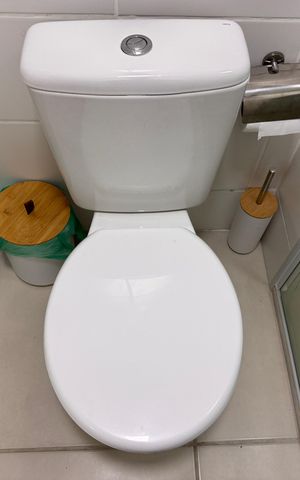 Apartamento à venda com 58m², 2 quartos e 1 vaga Apartamento à venda com 58m², 2 quartos e 1 vagaBanheiro Social