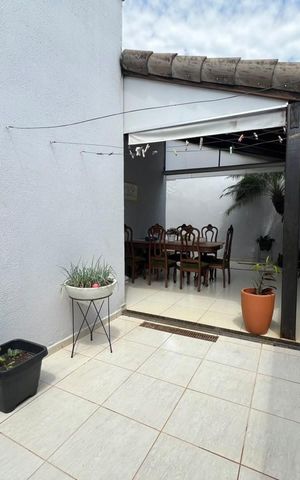 Casa para alugar com 195m², 3 quartos e 3 vagasÁrea Externa