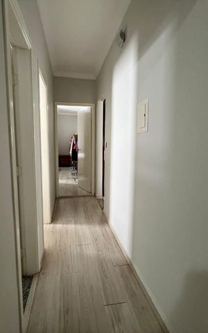 Casa para alugar com 195m², 3 quartos e 3 vagasCorredor