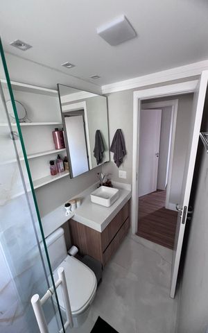 Apartamento à venda com 60m², 2 quartos e 1 vaga Apartamento à venda com 60m², 2 quartos e 1 vagaBanheiro