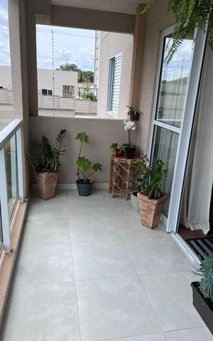Apartamento à venda com 60m², 2 quartos e 1 vaga Apartamento à venda com 60m², 2 quartos e 1 vagaVaranda