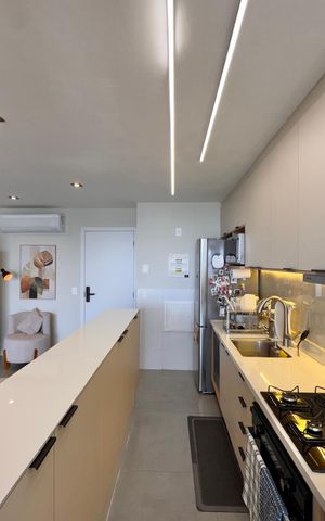 Apartamento à venda com 83m², 2 quartos e 1 vaga Apartamento à venda com 83m², 2 quartos e 1 vagaCozinha e Área de Serviço