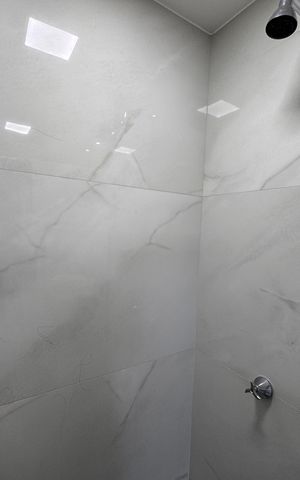 Apartamento à venda com 83m², 2 quartos e 1 vaga Apartamento à venda com 83m², 2 quartos e 1 vagaSuíte - Banheiro