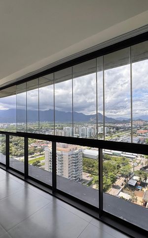 Apartamento à venda com 83m², 2 quartos e 1 vaga Apartamento à venda com 83m², 2 quartos e 1 vagaVaranda