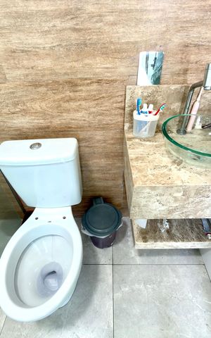 Apartamento à venda com 75m², 2 quartos e 1 vagaBanheiro Social