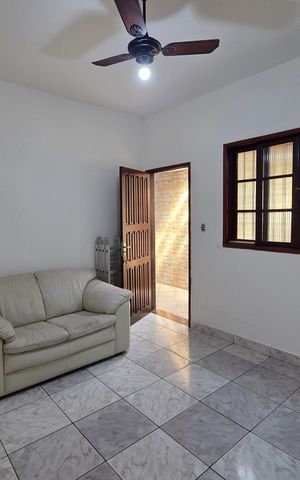 Casa para alugar com 250m², 2 quartos e 2 vagas Casa para alugar com 250m², 2 quartos e 2 vagasSala