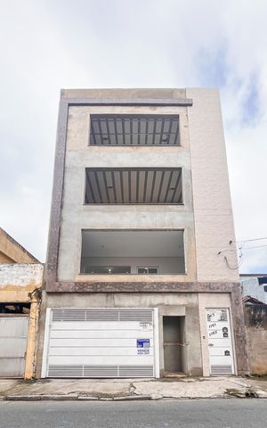 Apartamento à venda com 120m², 2 quartos e 1 vagaFachada + plaquinha