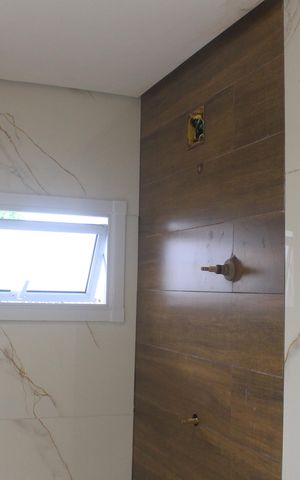 Apartamento à venda com 120m², 2 quartos e 1 vagaBanheiro da Suíte 1