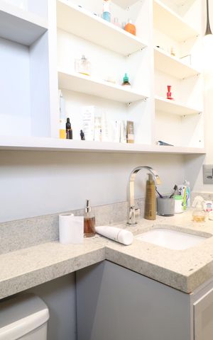 Apartamento para alugar com 96m², 3 quartos e 2 vagasBanheiro do Quarto 1