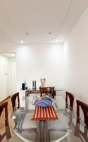 Apartamento à venda com 63m², 2 quartos e 1 vaga Apartamento à venda com 63m², 2 quartos e 1 vagaSala