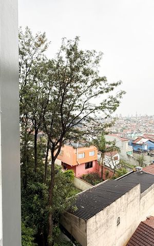 Apartamento à venda com 63m², 2 quartos e 1 vaga Apartamento à venda com 63m², 2 quartos e 1 vagaVaranda