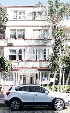 Apartamento para alugar com 65m², 2 quartos e 1 vagaFachada
