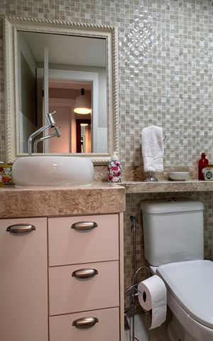 Apartamento à venda com 66m², 2 quartos e 1 vaga Apartamento à venda com 66m², 2 quartos e 1 vagaBanheiro Social