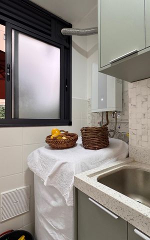 Apartamento à venda com 66m², 2 quartos e 1 vaga Apartamento à venda com 66m², 2 quartos e 1 vagaCozinha e Área de Serviço