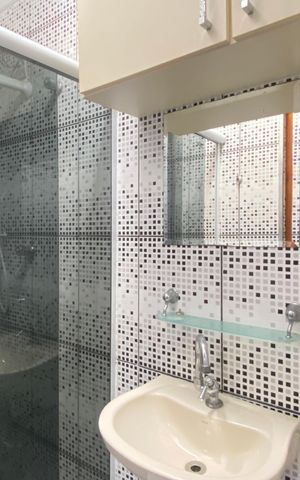 Casa para alugar com 125m², 2 quartos e sem vaga Casa para alugar com 125m², 2 quartos e sem vagaBanheiro da Suíte 1