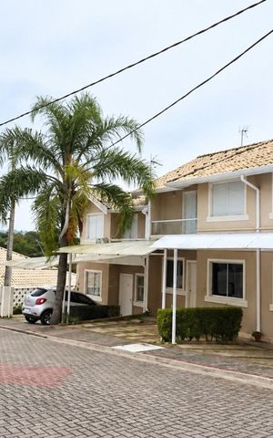 Casa de condomínio para alugar com 154m², 3 quartos e 2 vagas Casa de condomínio para alugar com 154m², 3 quartos e 2 vagasFachada