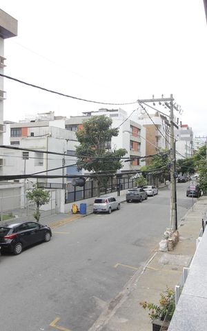 Apartamento para alugar com 75m², 2 quartos e 1 vagaVaranda
