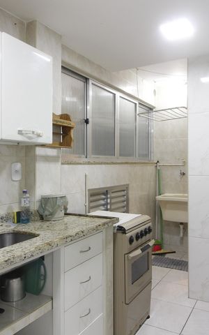 Apartamento para alugar com 75m², 2 quartos e 1 vagaCozinha