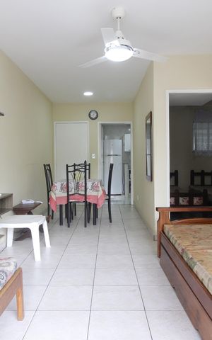 Apartamento para alugar com 75m², 2 quartos e 1 vagaSala