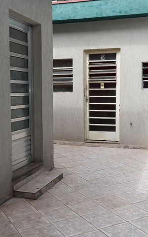 Casa à venda com 210m², 4 quartos e 2 vagasQuintal
