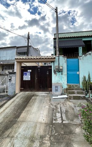 Casa para alugar com 196m², 2 quartos e 2 vagasFachada + placa