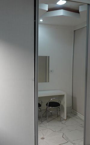 Casa à venda com 173m², 2 quartos e 2 vagasCloset da suíte