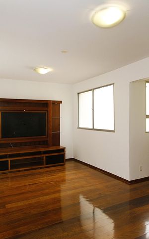 Apartamento para alugar com 130m², 4 quartos e 2 vagasSala