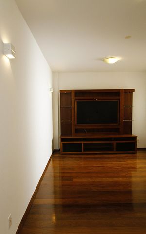 Apartamento para alugar com 130m², 4 quartos e 2 vagasSala