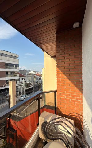 Casa à venda com 268m², 3 quartos e 4 vagas Casa à venda com 268m², 3 quartos e 4 vagasSuíte 1 Sacada