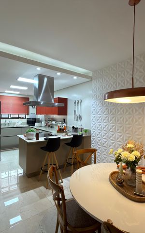 Casa à venda com 268m², 3 quartos e 4 vagas Casa à venda com 268m², 3 quartos e 4 vagasCopa e Cozinha