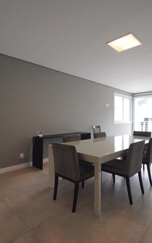 Casa de condomínio para alugar com 300m², 4 quartos e 2 vagasSala 