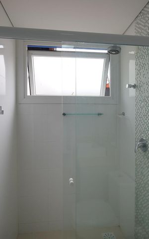 Casa de condomínio para alugar com 300m², 4 quartos e 2 vagasBanheiro 