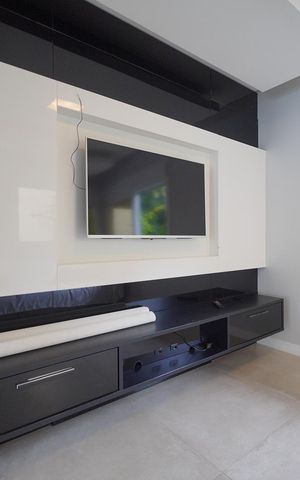 Casa de condomínio para alugar com 300m², 4 quartos e 2 vagasSala de TV 