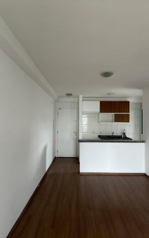 Apartamento à venda com 56m², 2 quartos e 1 vaga Apartamento à venda com 56m², 2 quartos e 1 vagaSala