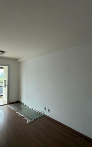 Apartamento à venda com 56m², 2 quartos e 1 vaga Apartamento à venda com 56m², 2 quartos e 1 vagaSala