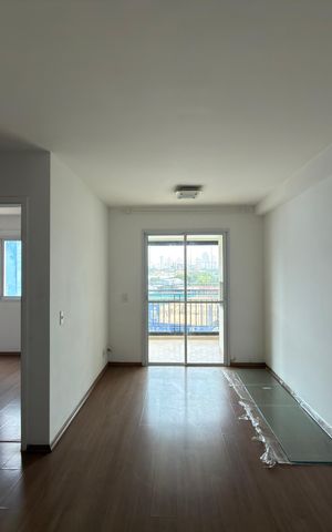 Apartamento à venda com 56m², 2 quartos e 1 vaga Apartamento à venda com 56m², 2 quartos e 1 vagaSala