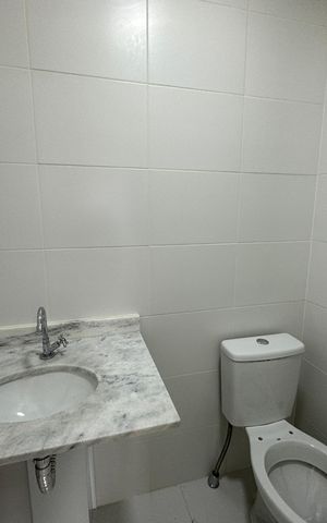 Apartamento para alugar com 56m², 2 quartos e 1 vaga Apartamento para alugar com 56m², 2 quartos e 1 vagaBanheiro da Suíte