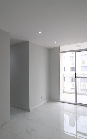 Apartamento para alugar com 55m², 2 quartos e 1 vagaSala