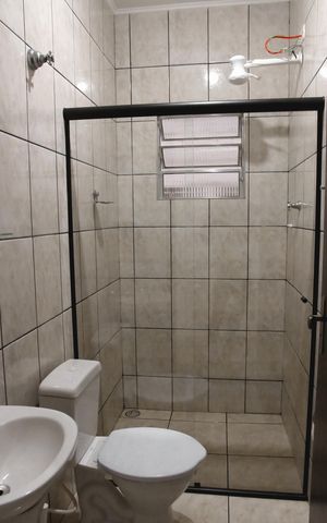 Casa para alugar com 100m², 2 quartos e 1 vagaBanheiro 2