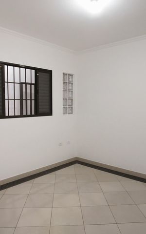 Casa para alugar com 100m², 2 quartos e 1 vagaQuarto 1