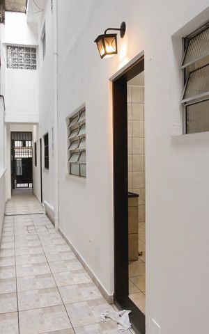 Casa para alugar com 100m², 2 quartos e 1 vagaCorredor