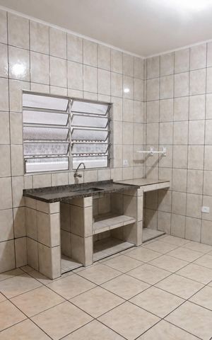 Casa para alugar com 100m², 2 quartos e 1 vagaCozinha