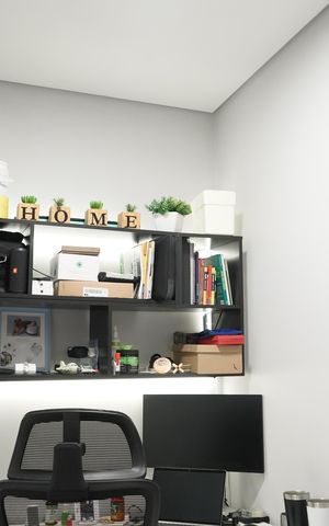 Casa à venda com 140m², 2 quartos e 1 vagaEscritório