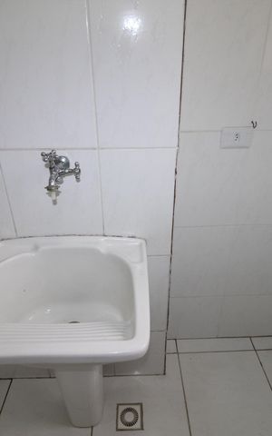 Apartamento para alugar com 70m², 2 quartos e 1 vagaÁrea de Serviço