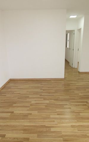 Apartamento para alugar com 70m², 2 quartos e 1 vagaSala