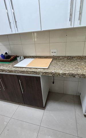 Casa para alugar com 470m², 3 quartos e 6 vagas Casa para alugar com 470m², 3 quartos e 6 vagasCozinha