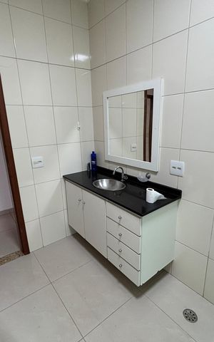 Casa para alugar com 470m², 3 quartos e 6 vagas Casa para alugar com 470m², 3 quartos e 6 vagasBanheiro
